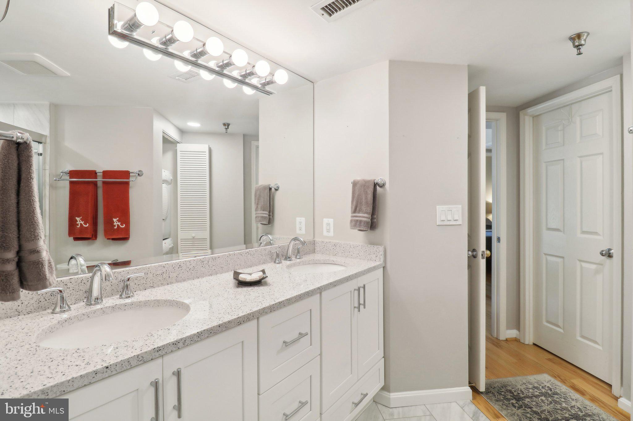 2400 CLARENDON BLVD #113