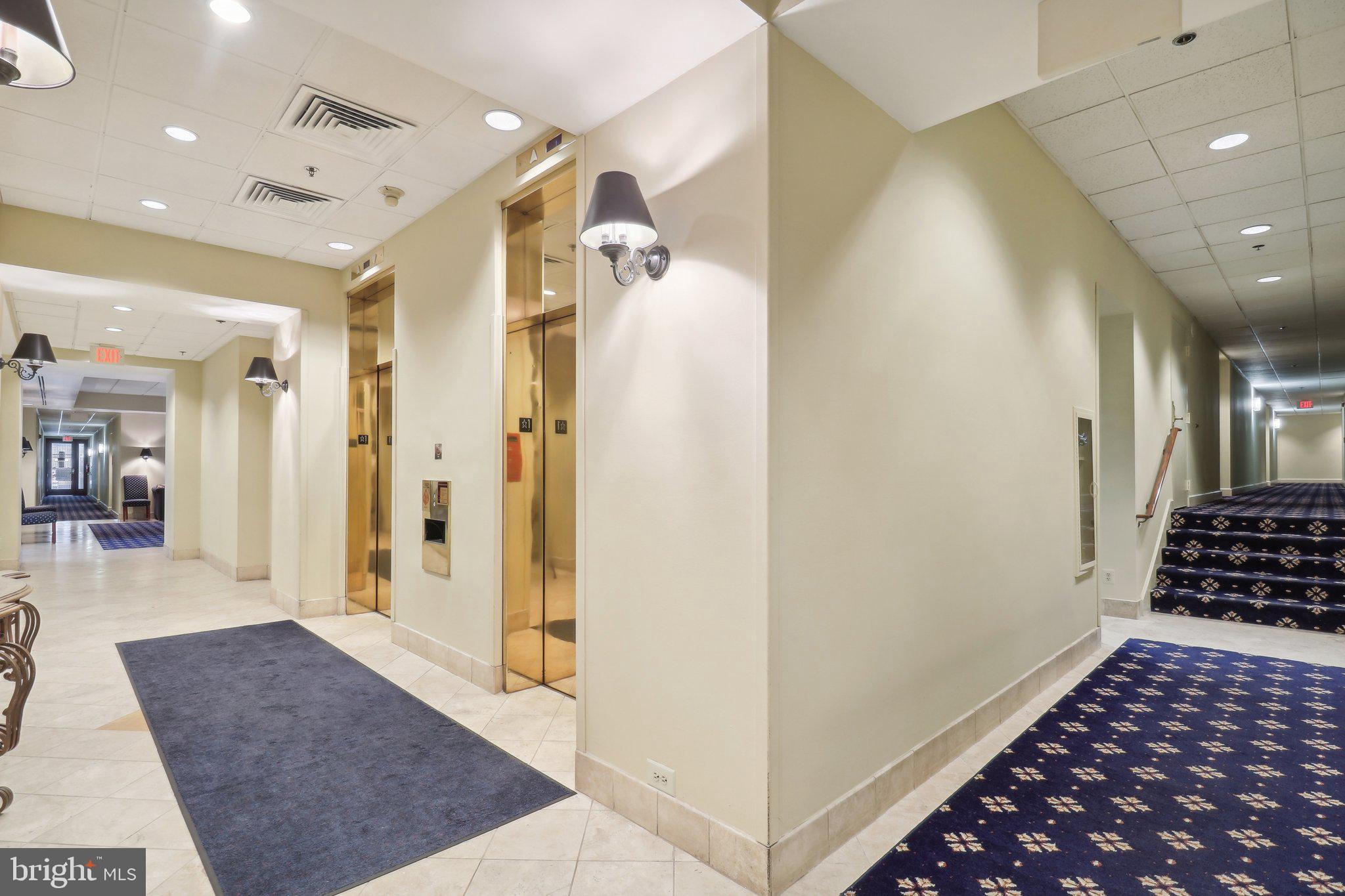 2400 CLARENDON BLVD #113