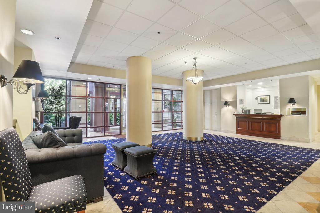 2400 CLARENDON BLVD #113