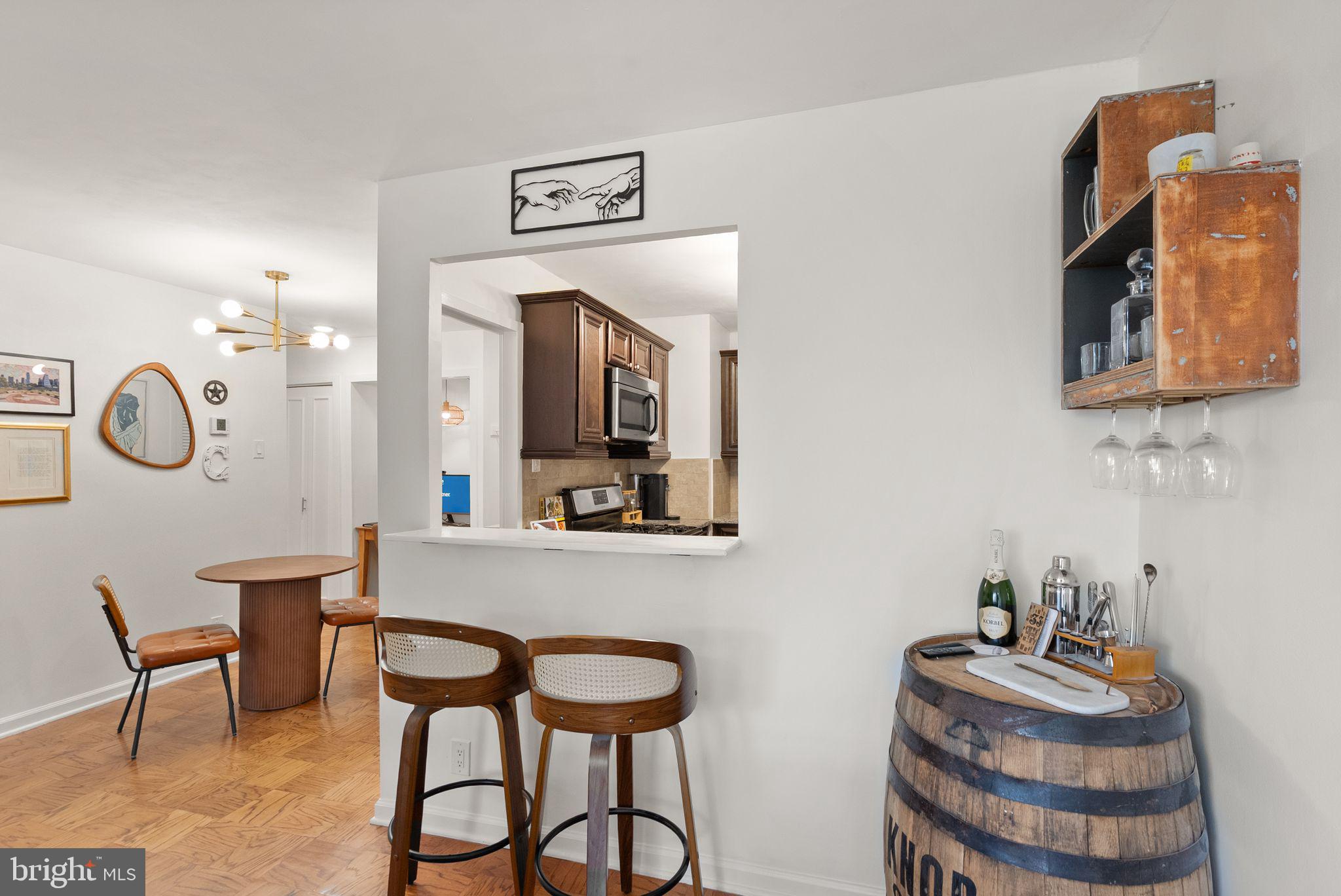 2030 N Adams St #911