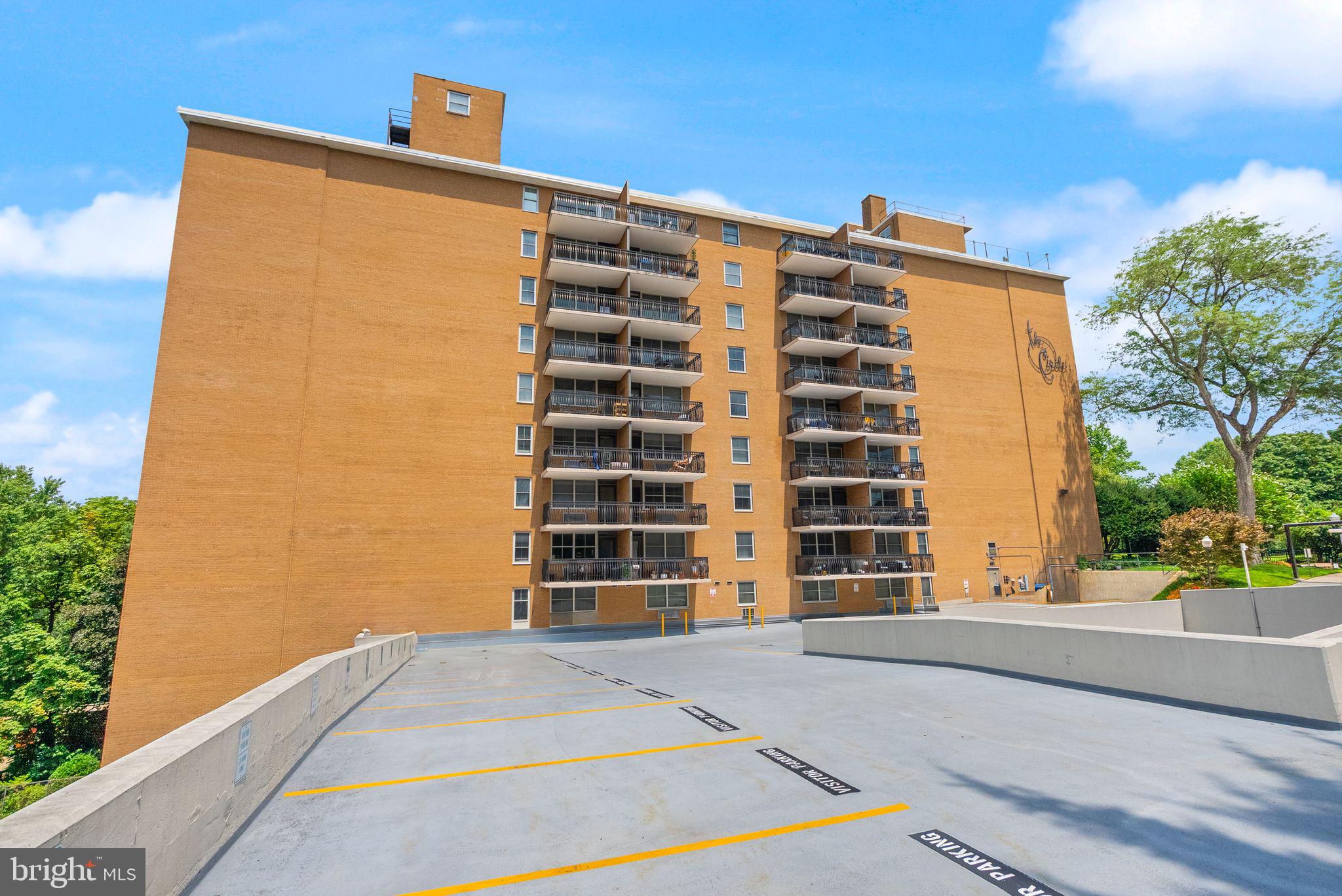 2030 N Adams St #911