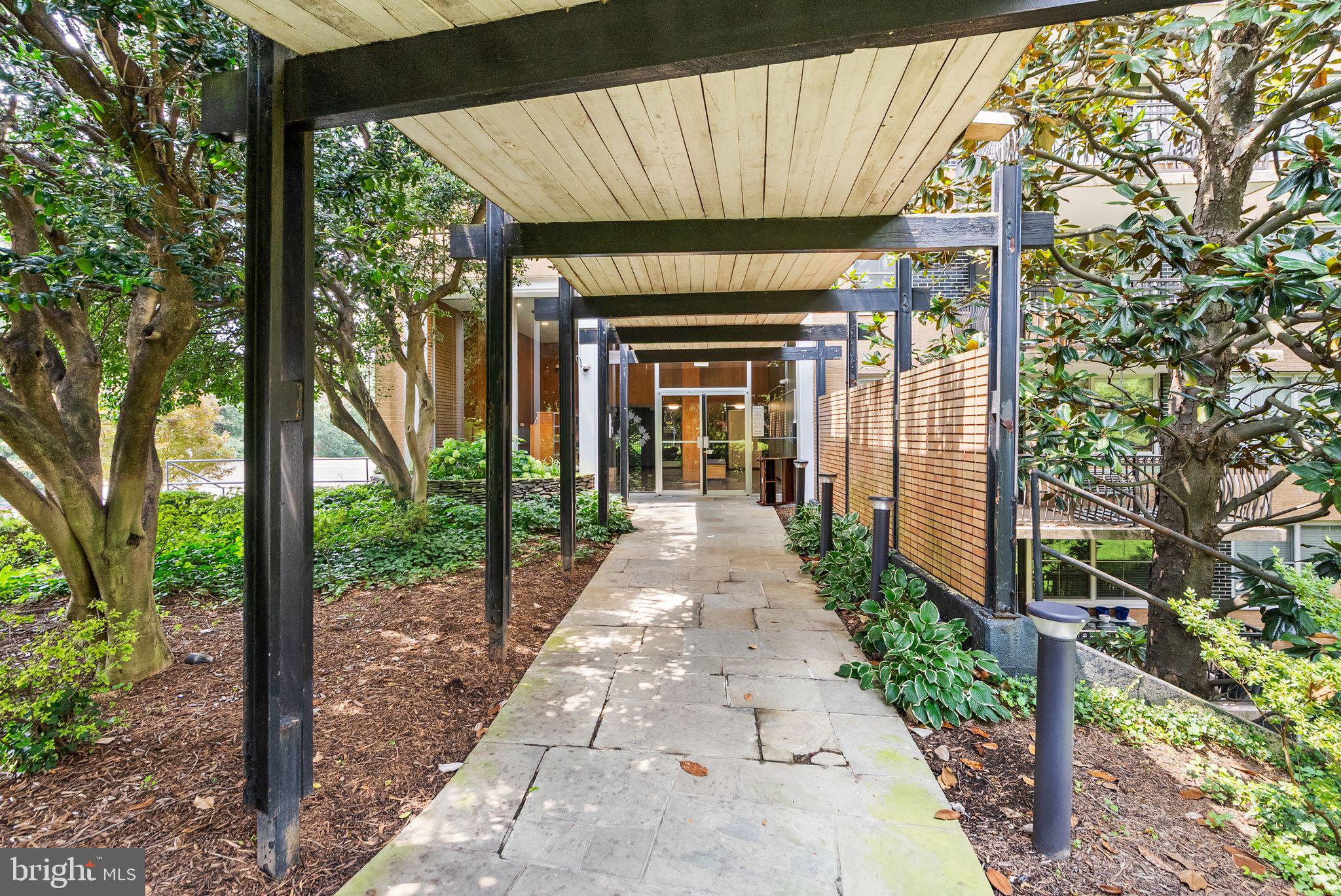 2030 N Adams St #911