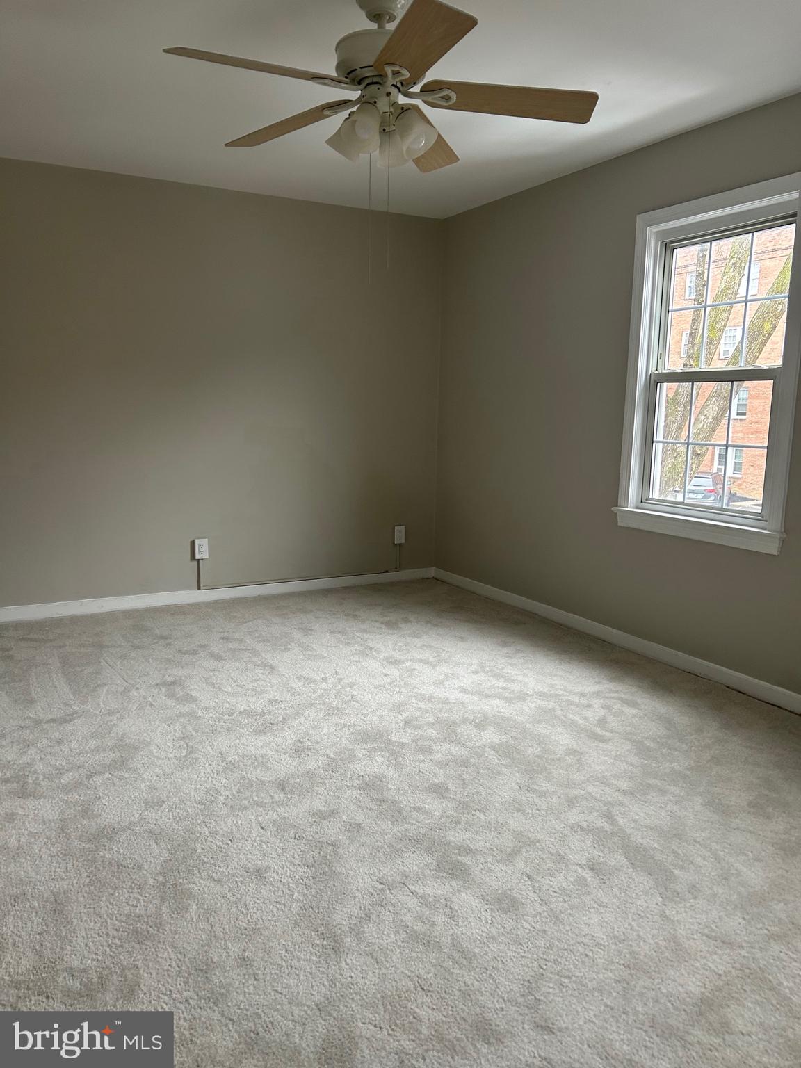 5012 COLUMBIA PIKE 3