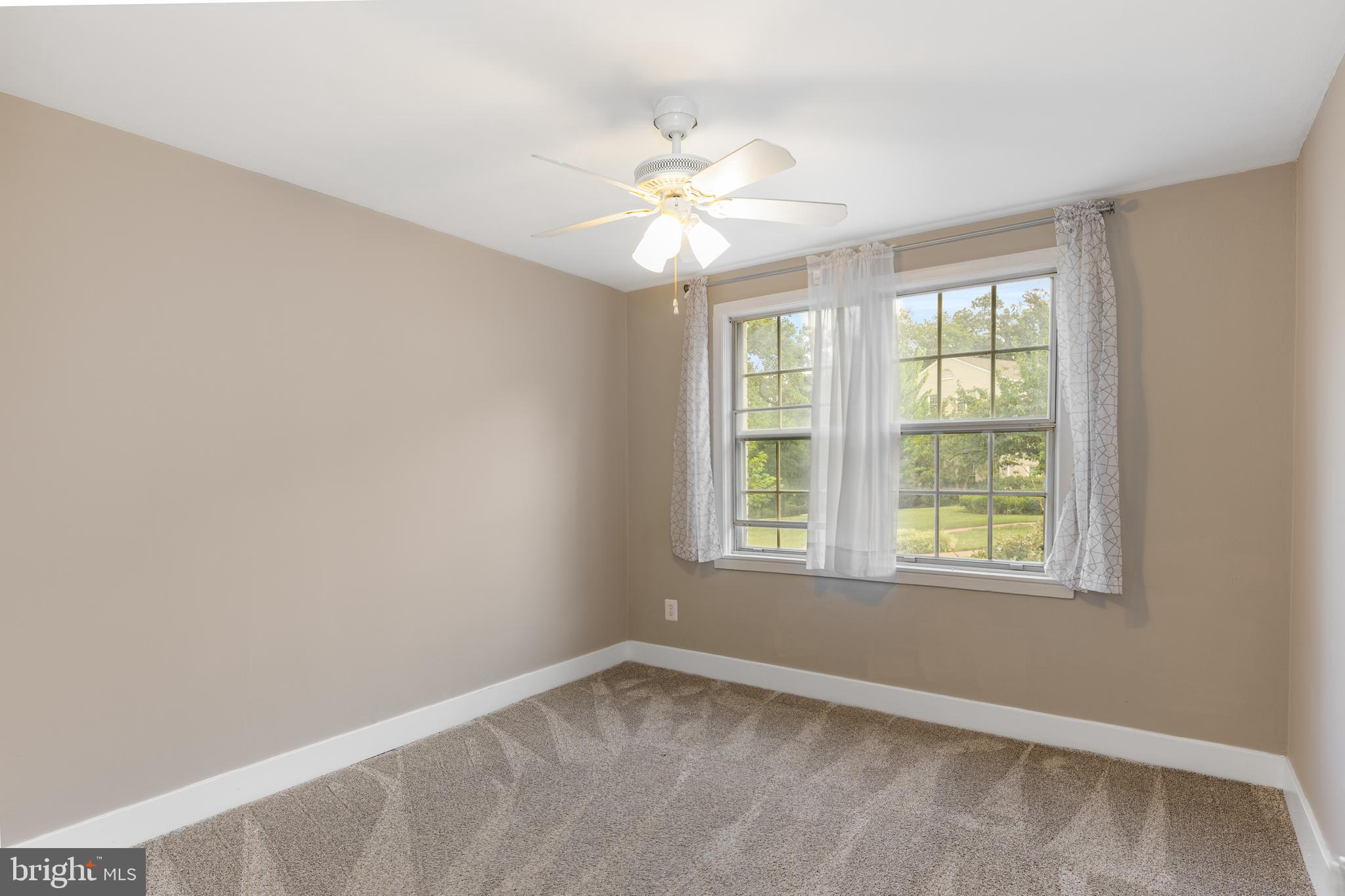 814 S ARLINGTON DR #102