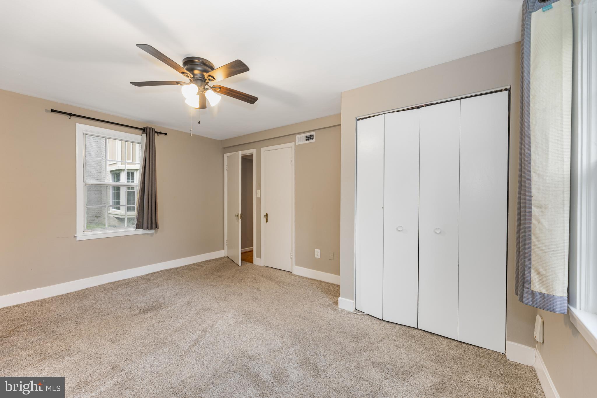 814 S ARLINGTON DR #102