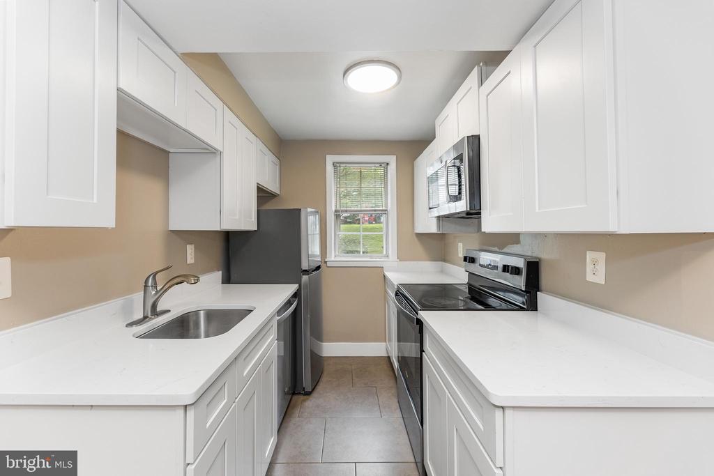 814 S ARLINGTON DR #102