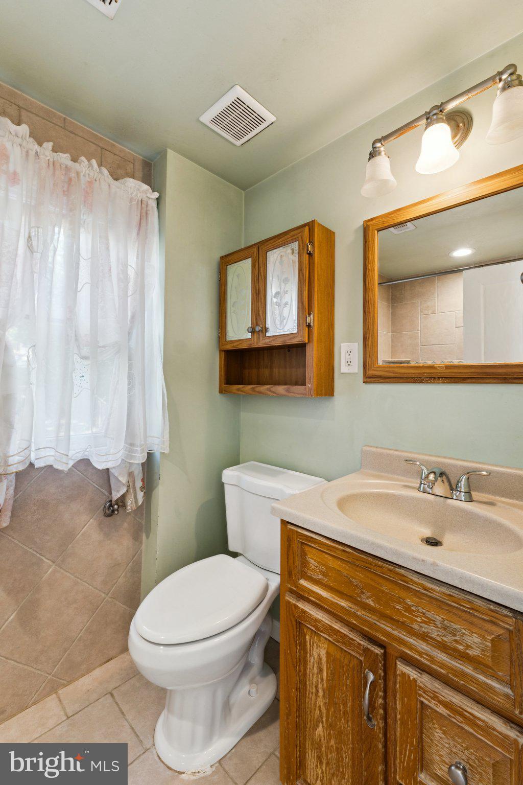 954 N LONGFELLOW STREET