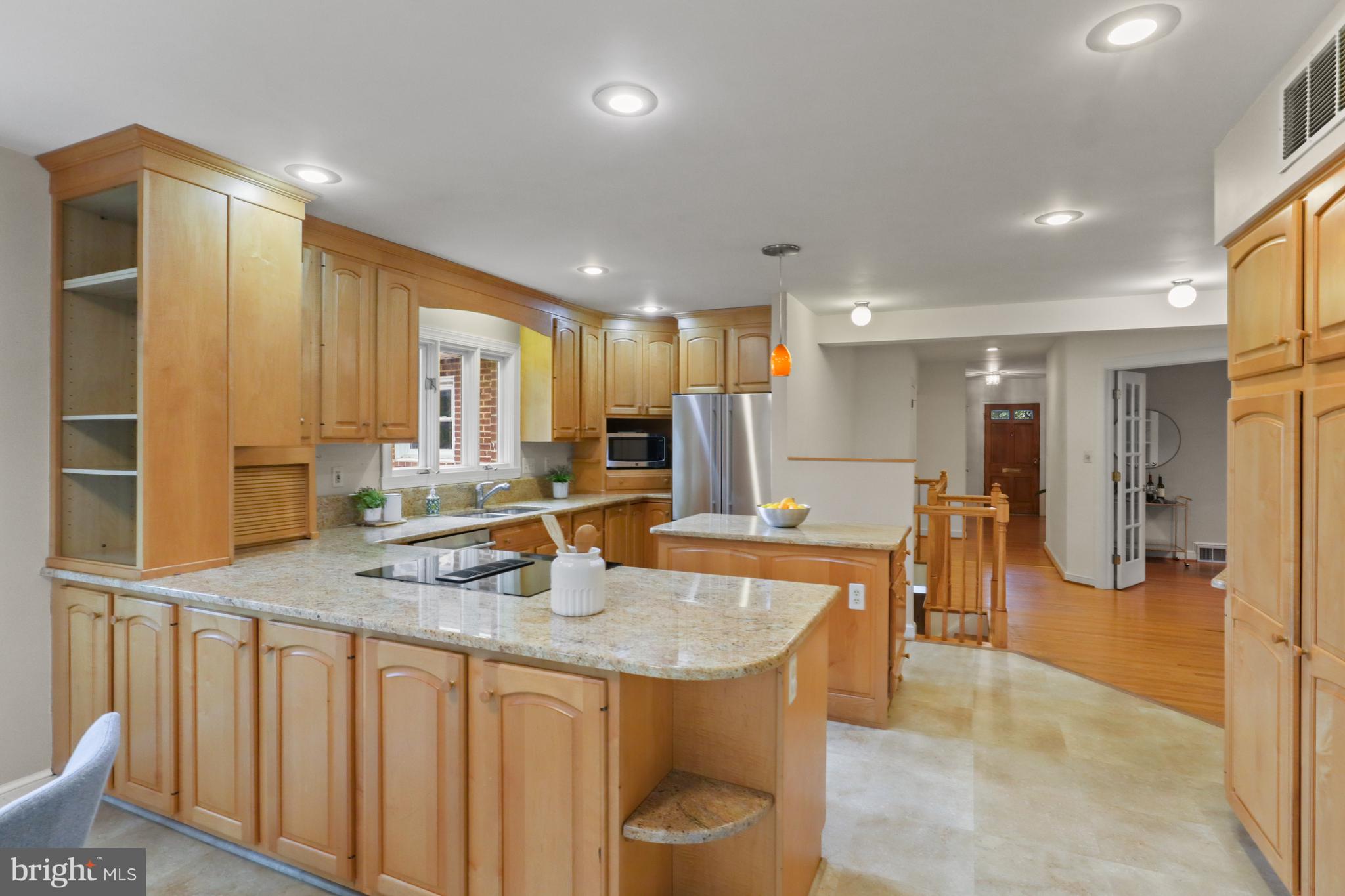 2822 N HARRISON STREET