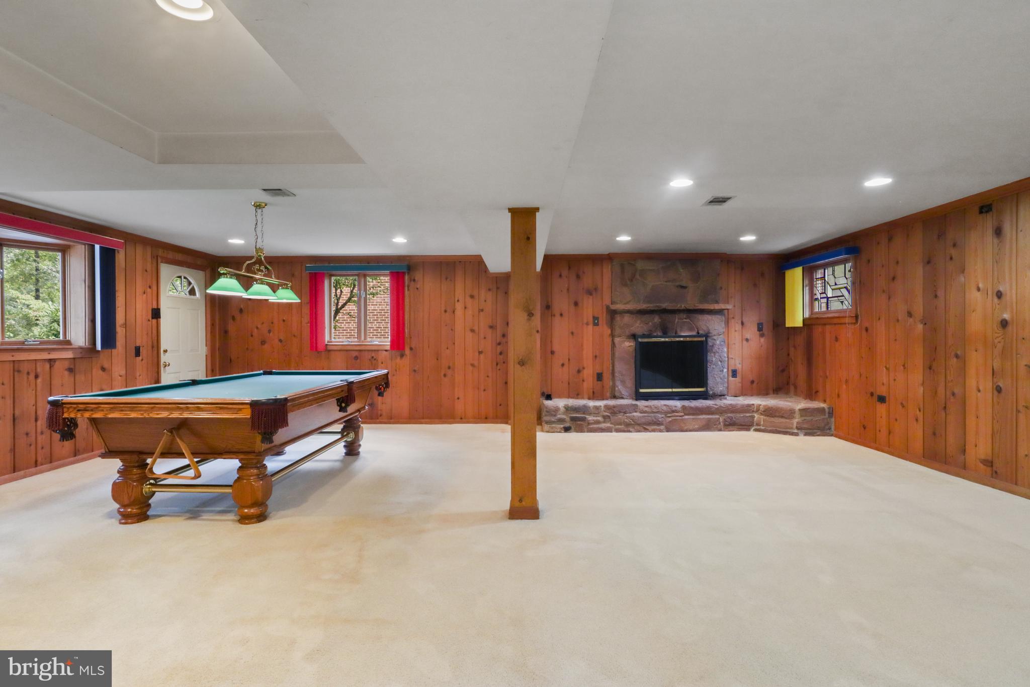 2822 N HARRISON STREET