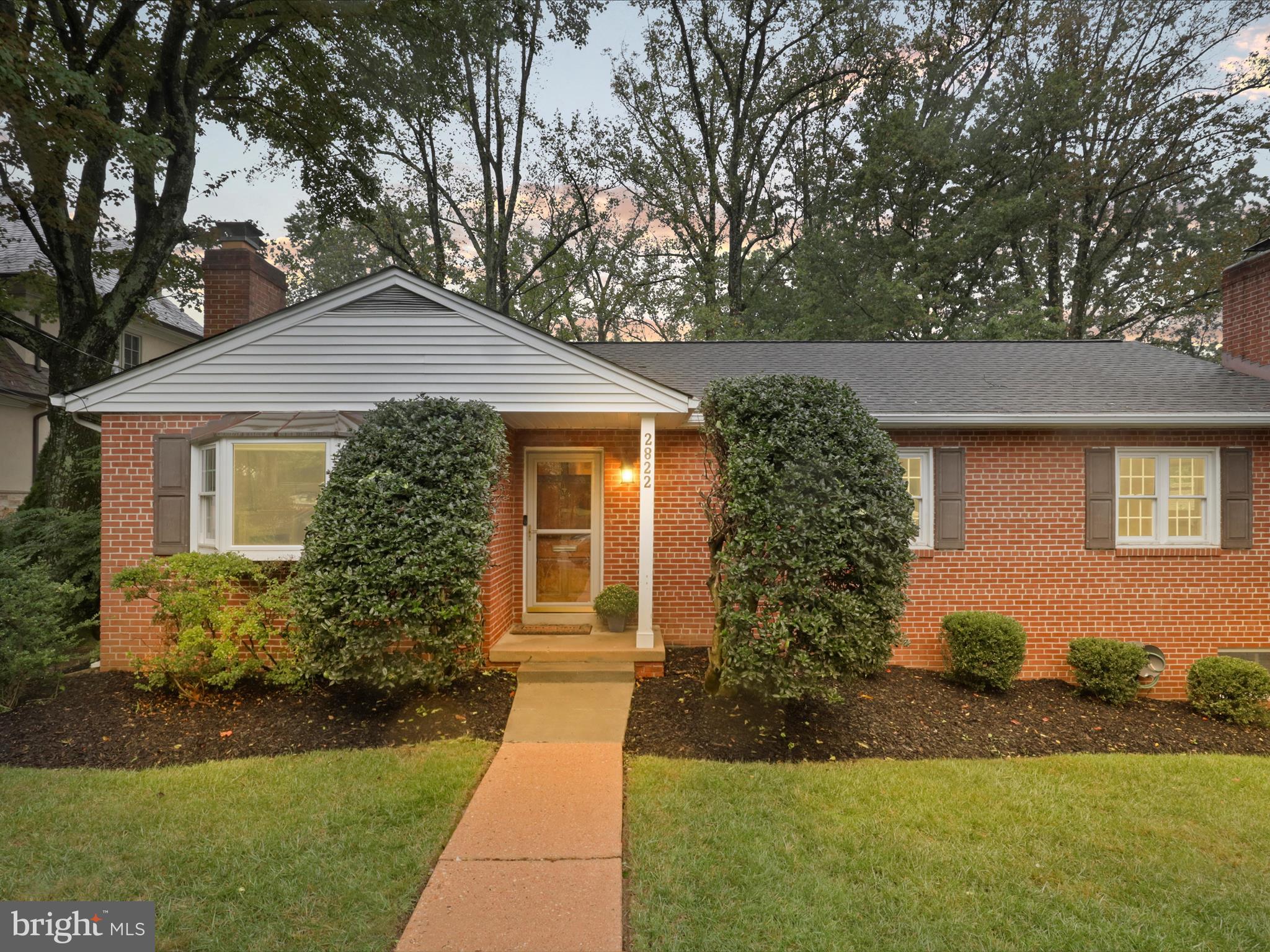 2822 N HARRISON STREET