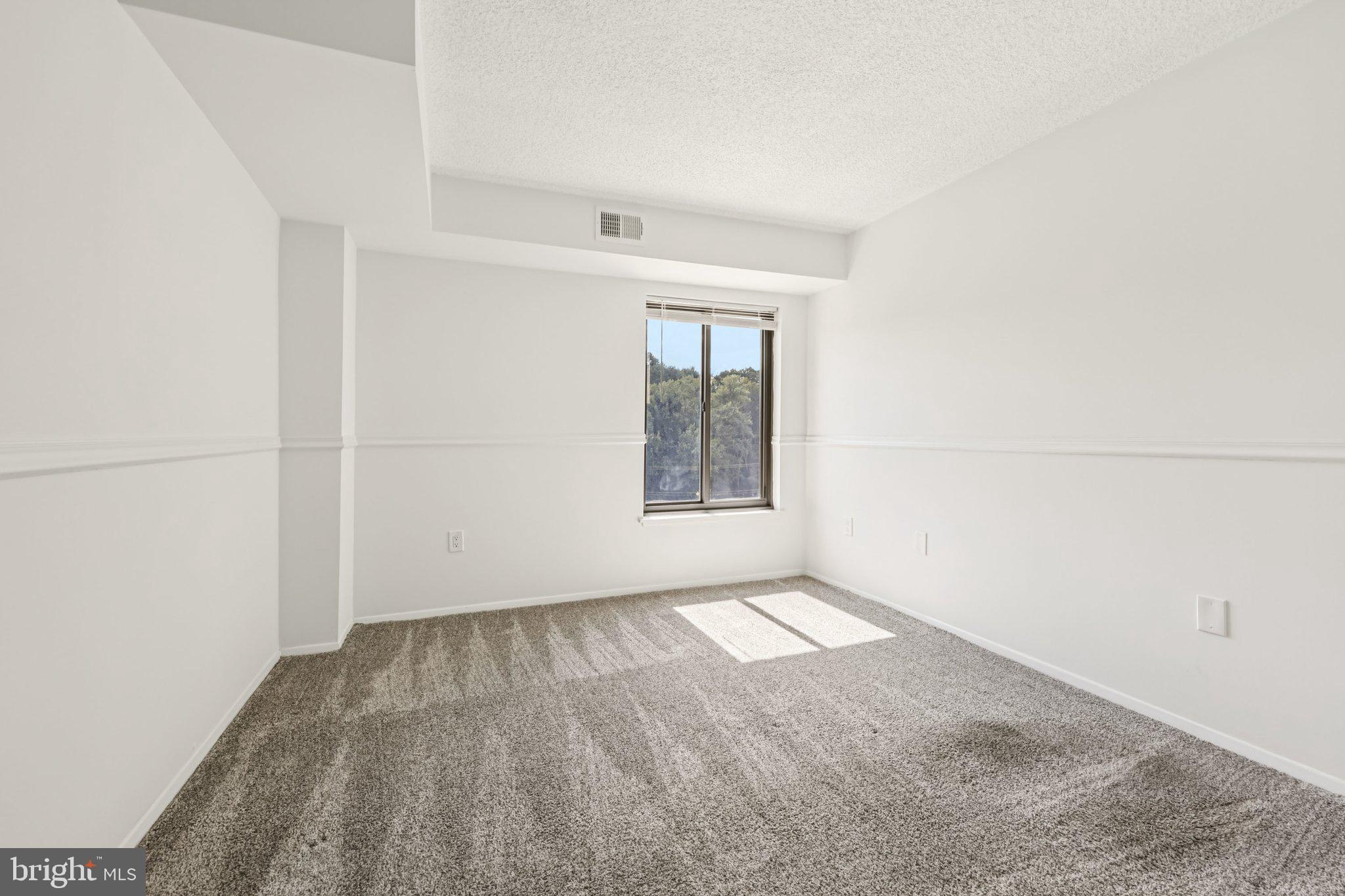 4500 S FOUR MILE RUN DRIVE 220