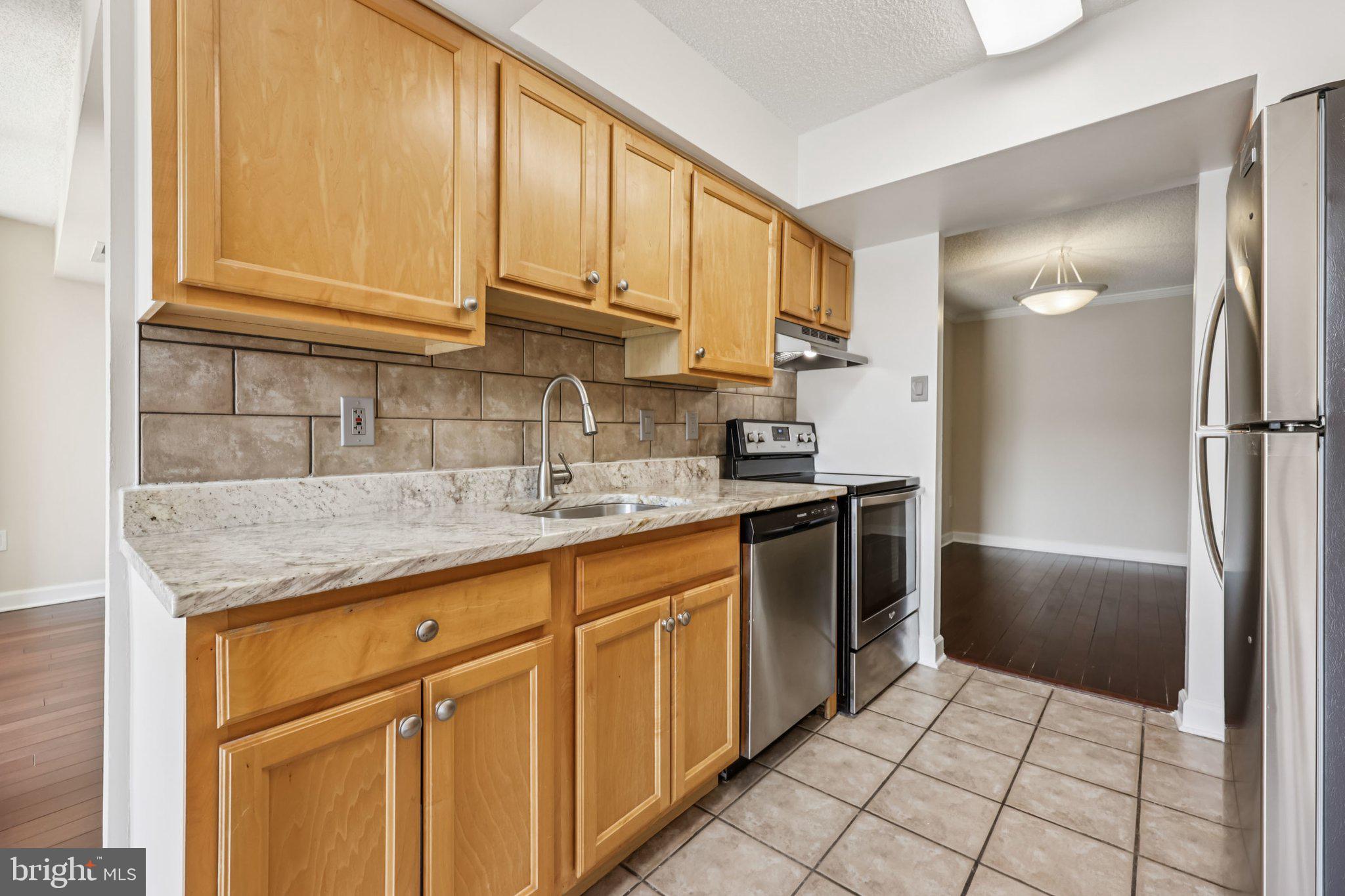 4500 S FOUR MILE RUN DRIVE 220