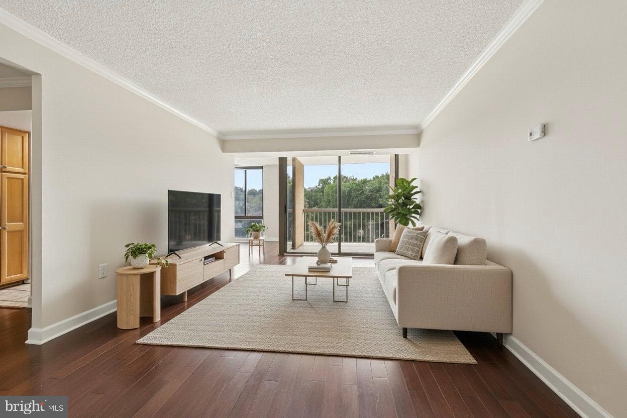 4500 S FOUR MILE RUN DRIVE 220