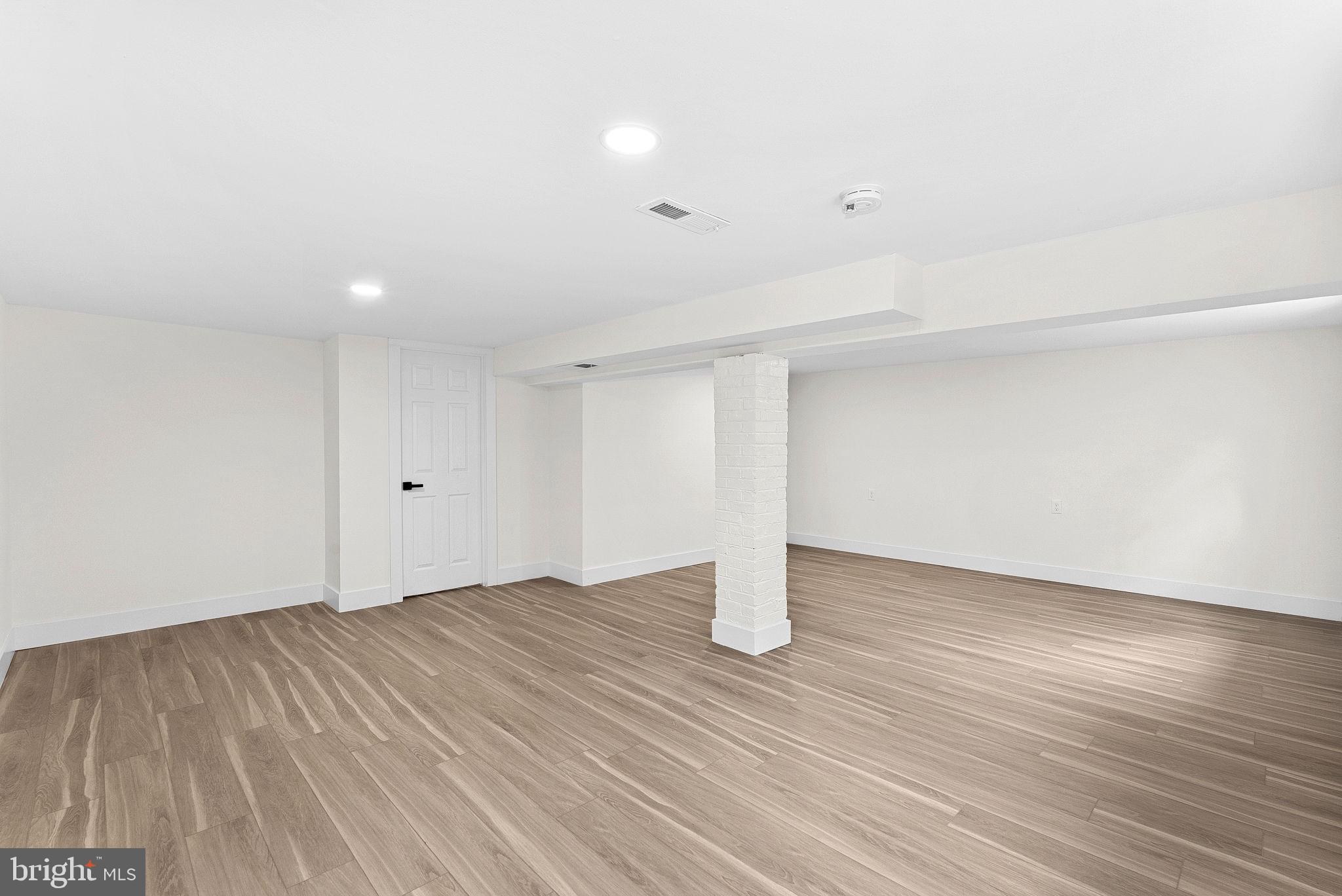 1805 S POLLARD STREET