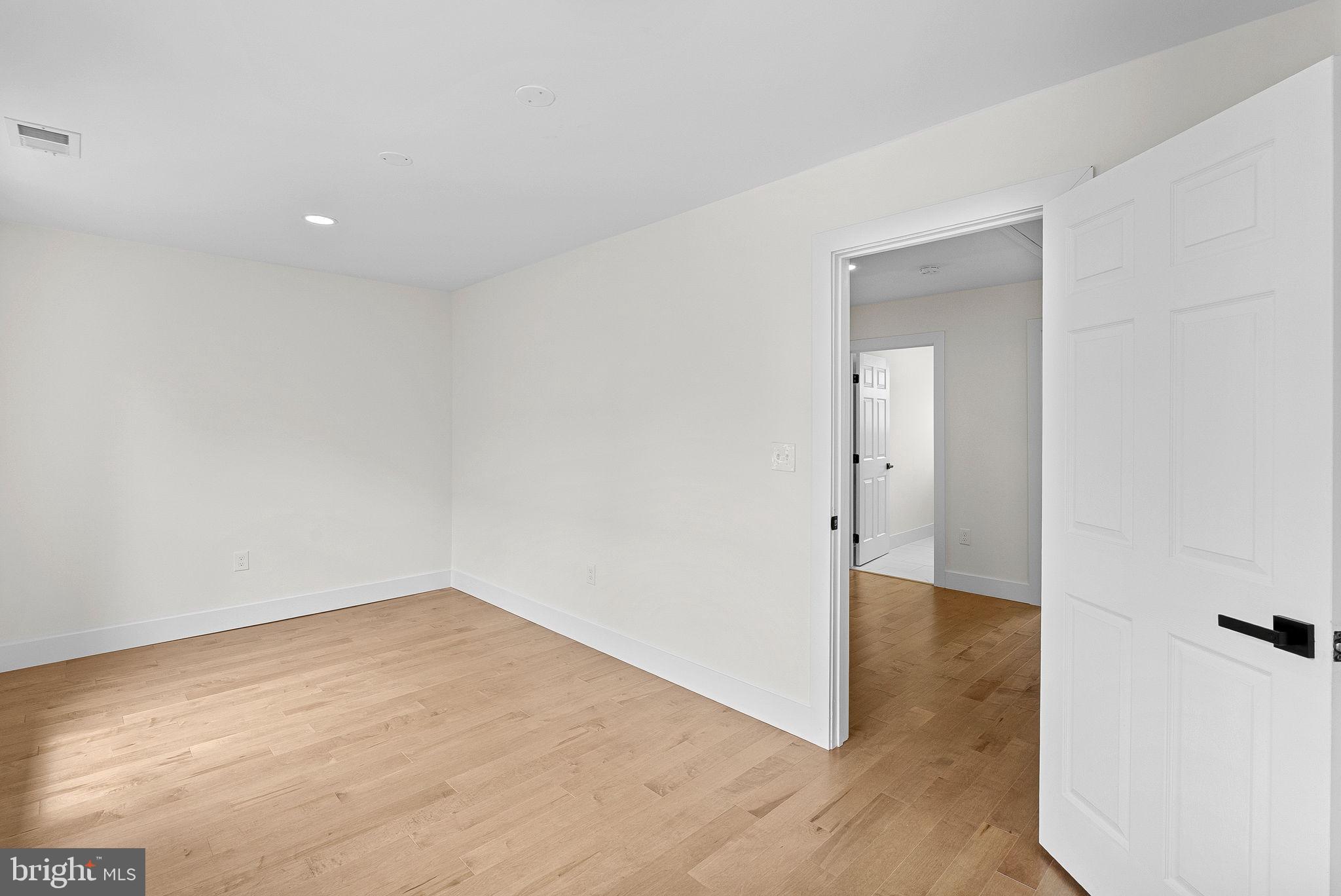 1805 S POLLARD STREET