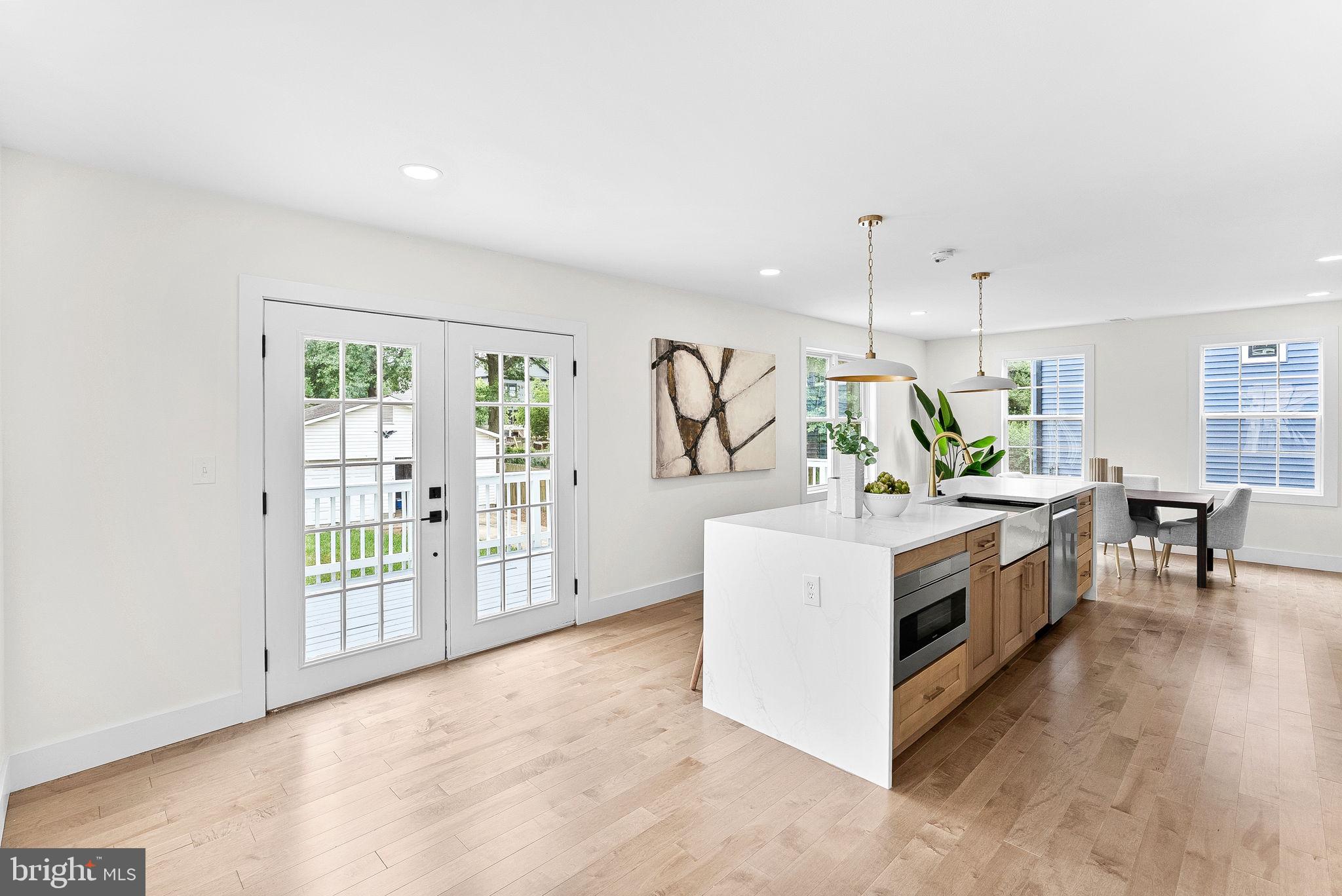 1805 S POLLARD STREET