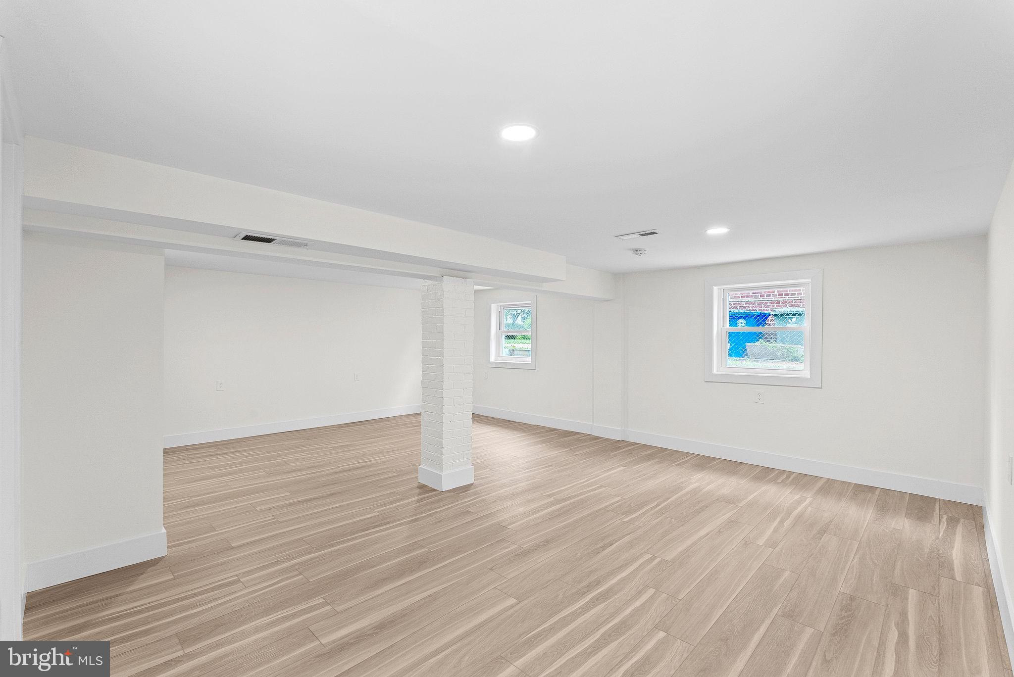 1805 S POLLARD STREET