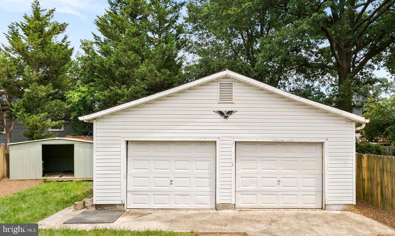 1805 S POLLARD STREET