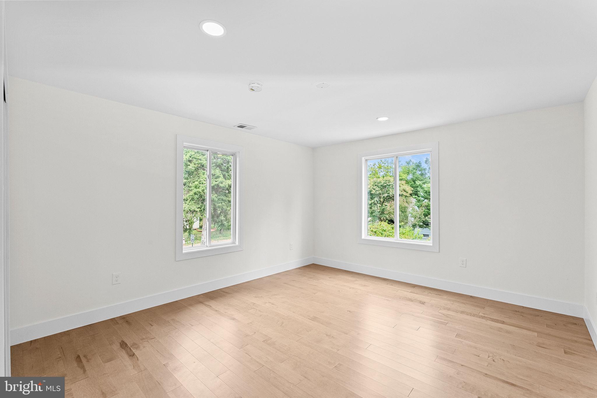 1805 S POLLARD STREET