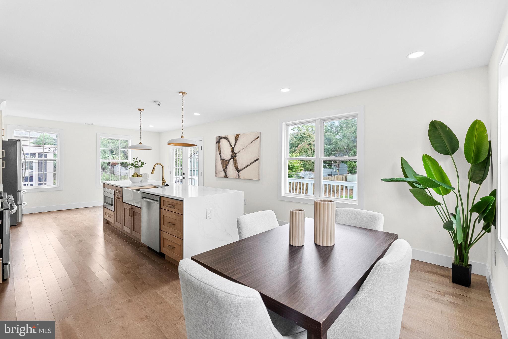 1805 S POLLARD STREET