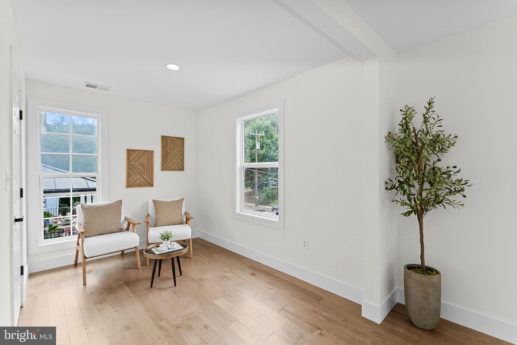 1805 S POLLARD STREET