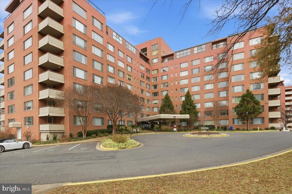 1111 ARLINGTON BOULEVARD 801