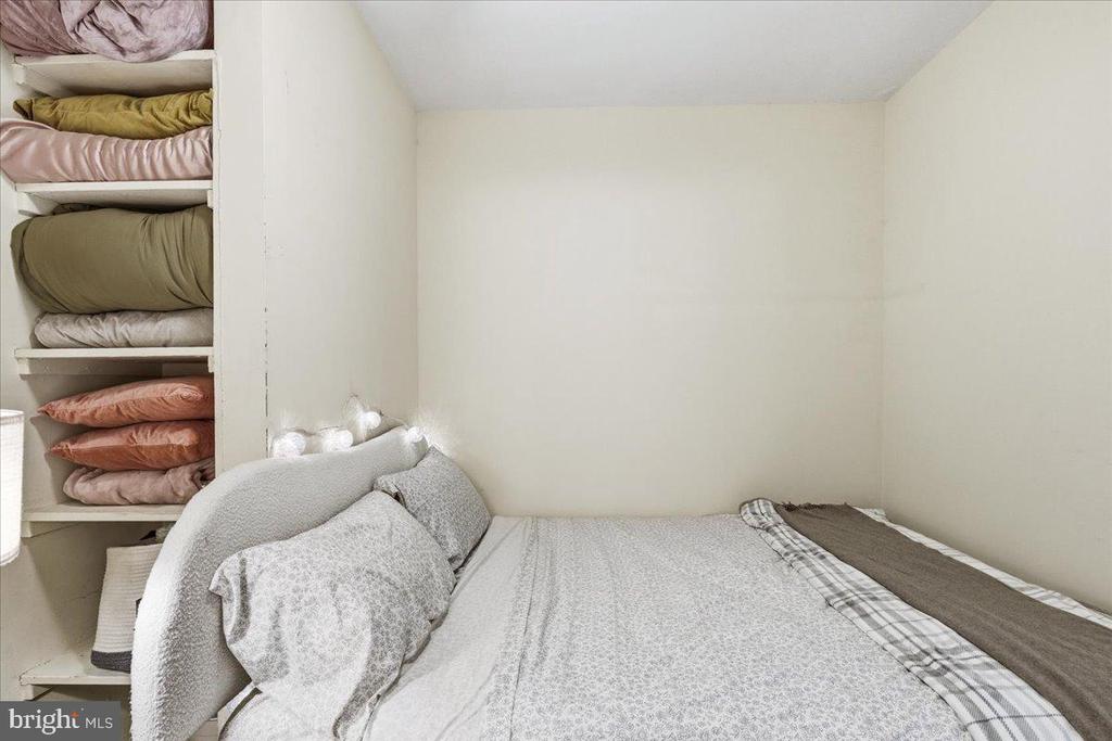 1111 ARLINGTON BOULEVARD 801
