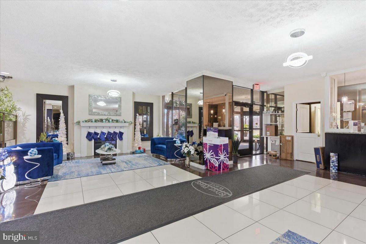 1111 ARLINGTON BOULEVARD 801