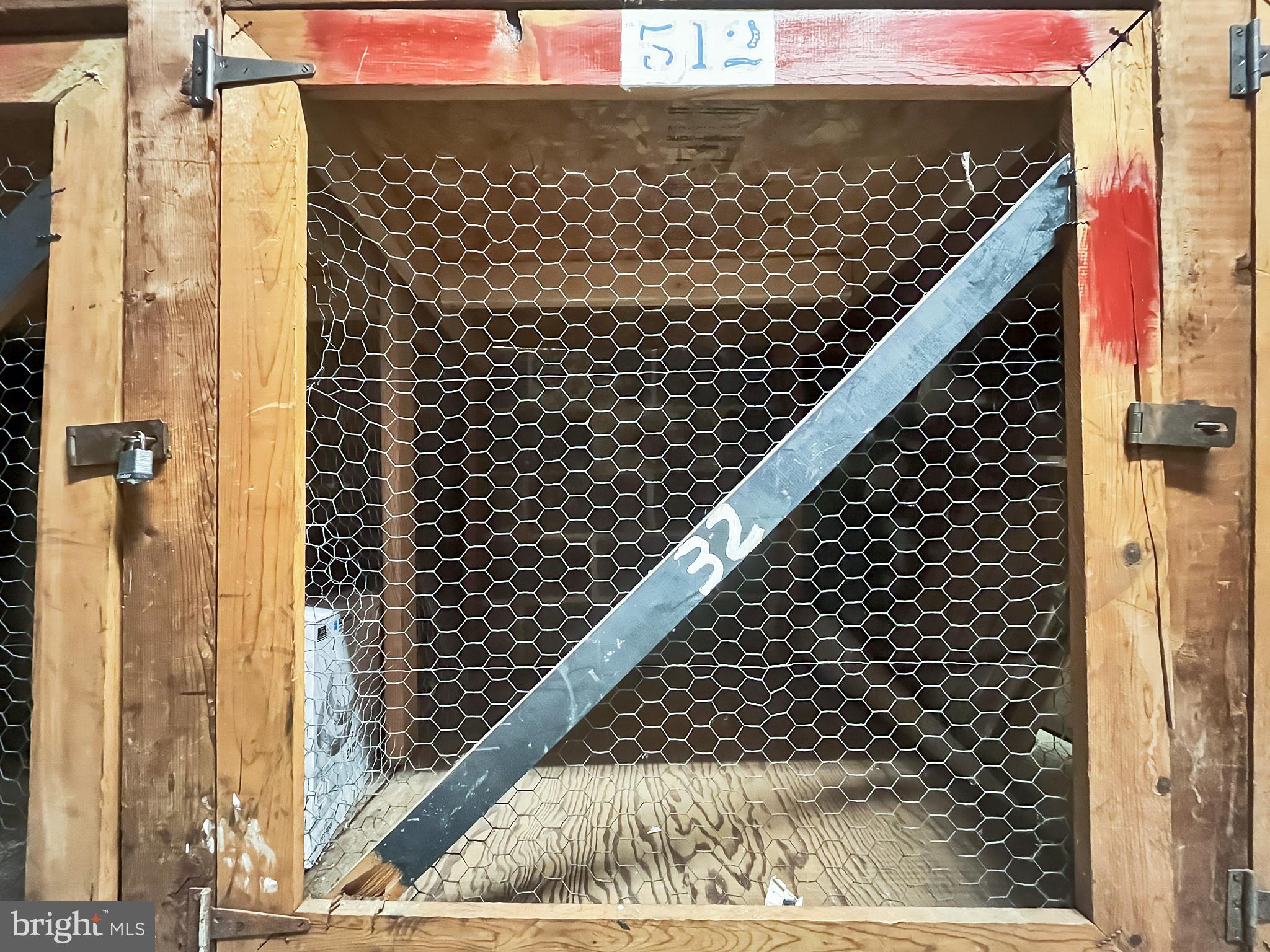 4390 LORCOM LANE 512