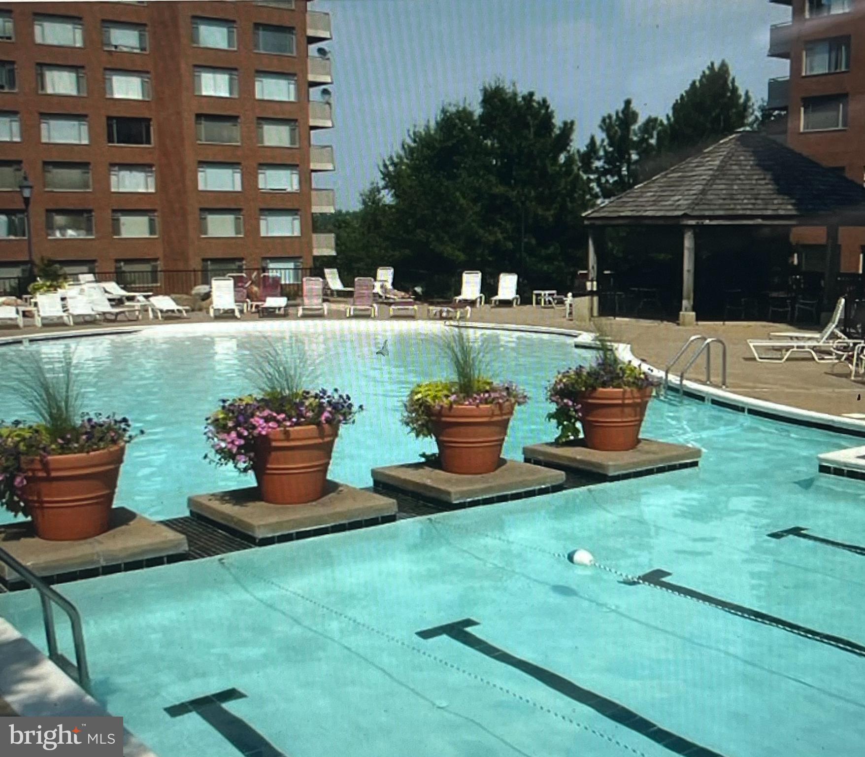 1121 ARLINGTON BOULEVARD N 706