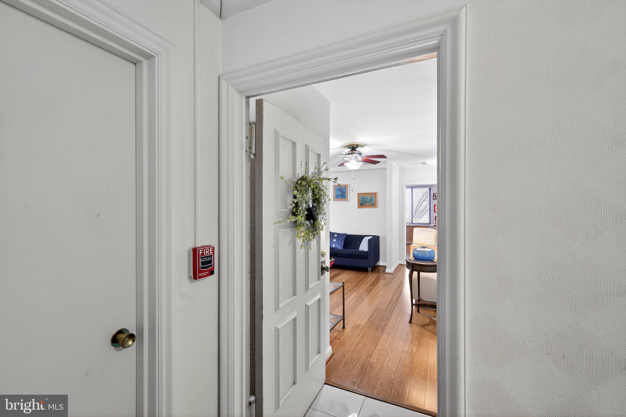 1121 ARLINGTON BOULEVARD N 706