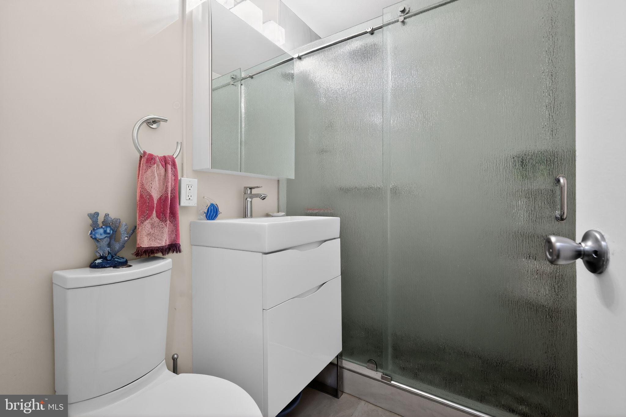 1121 ARLINGTON BOULEVARD N 706