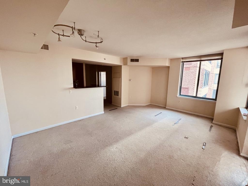 851 N GLEBE ROAD 1606