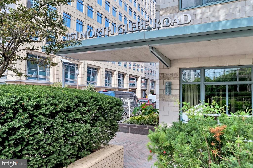 851 N GLEBE ROAD 1606