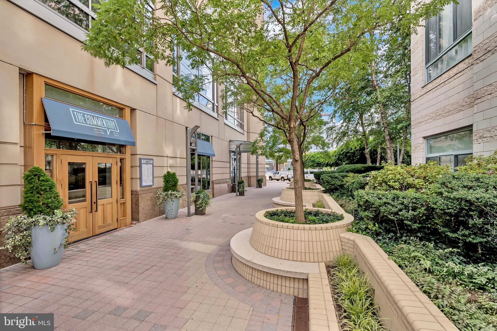 851 N GLEBE ROAD 1606