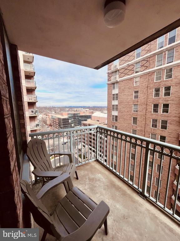 851 N GLEBE ROAD 1606