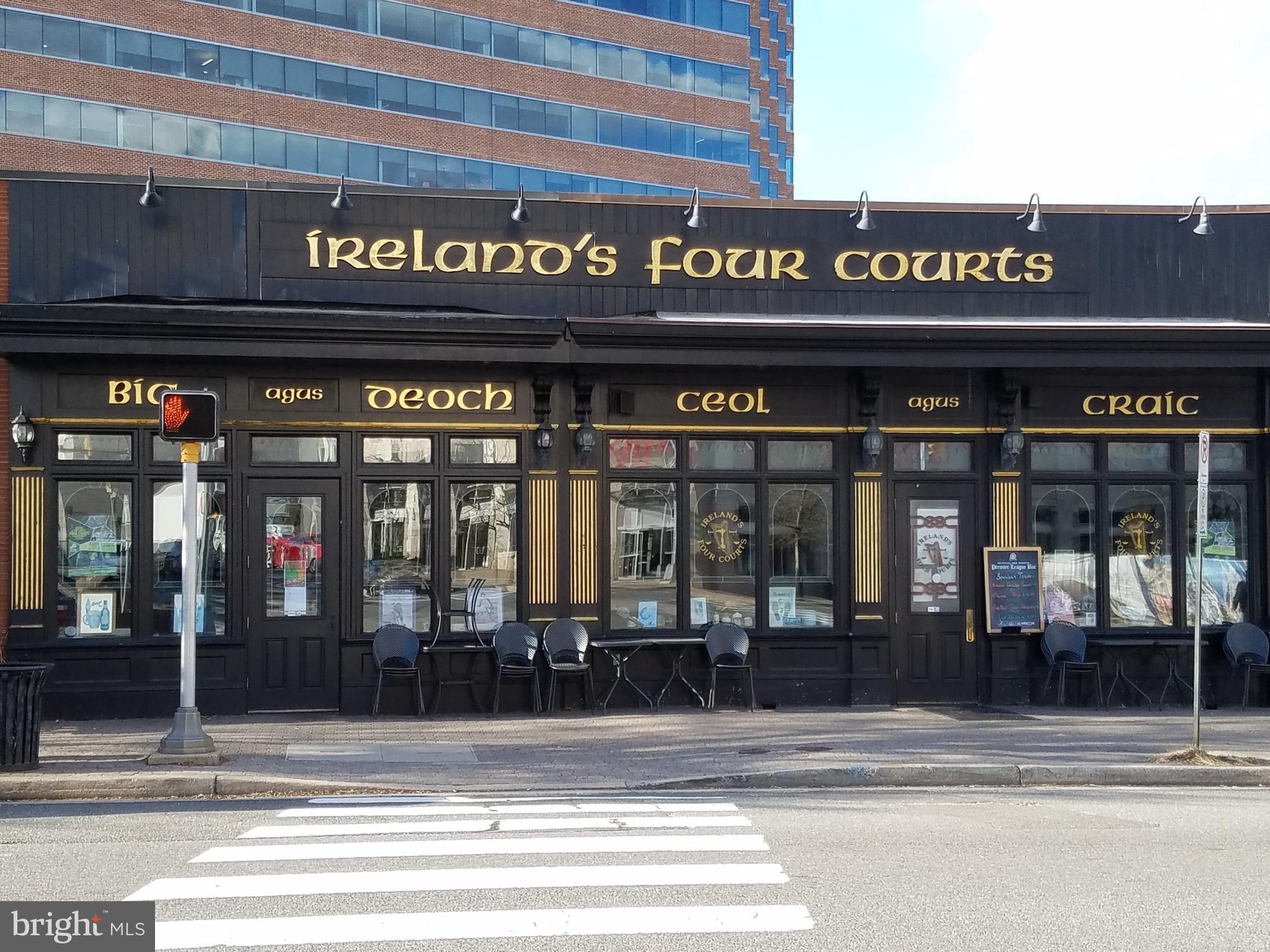 1735 N TROY STREET 8-413