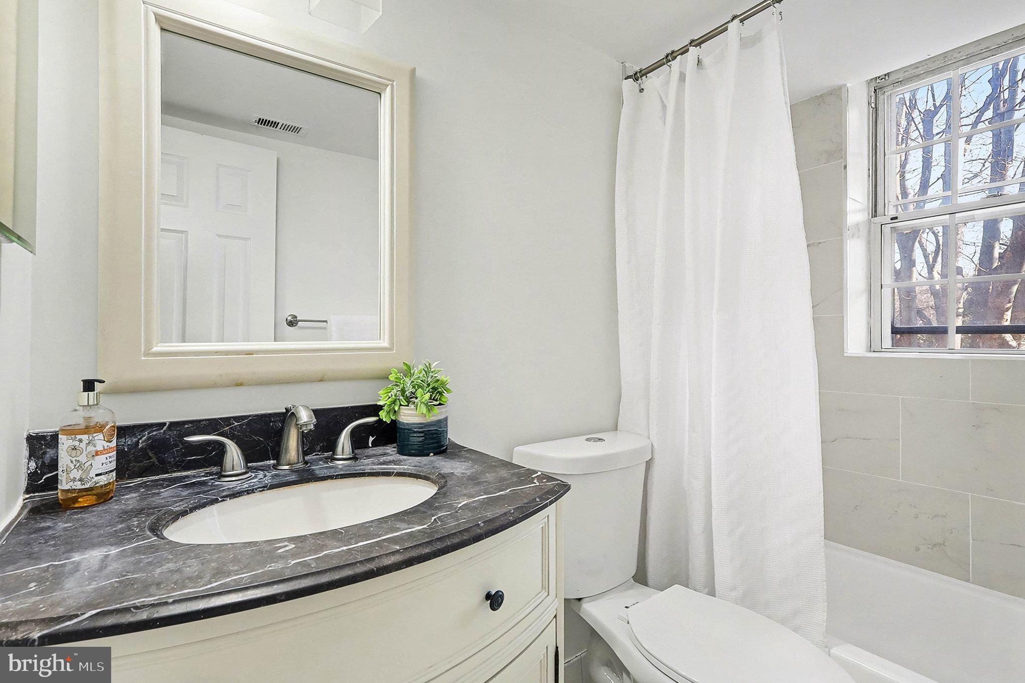 4810 29TH STREET S B1