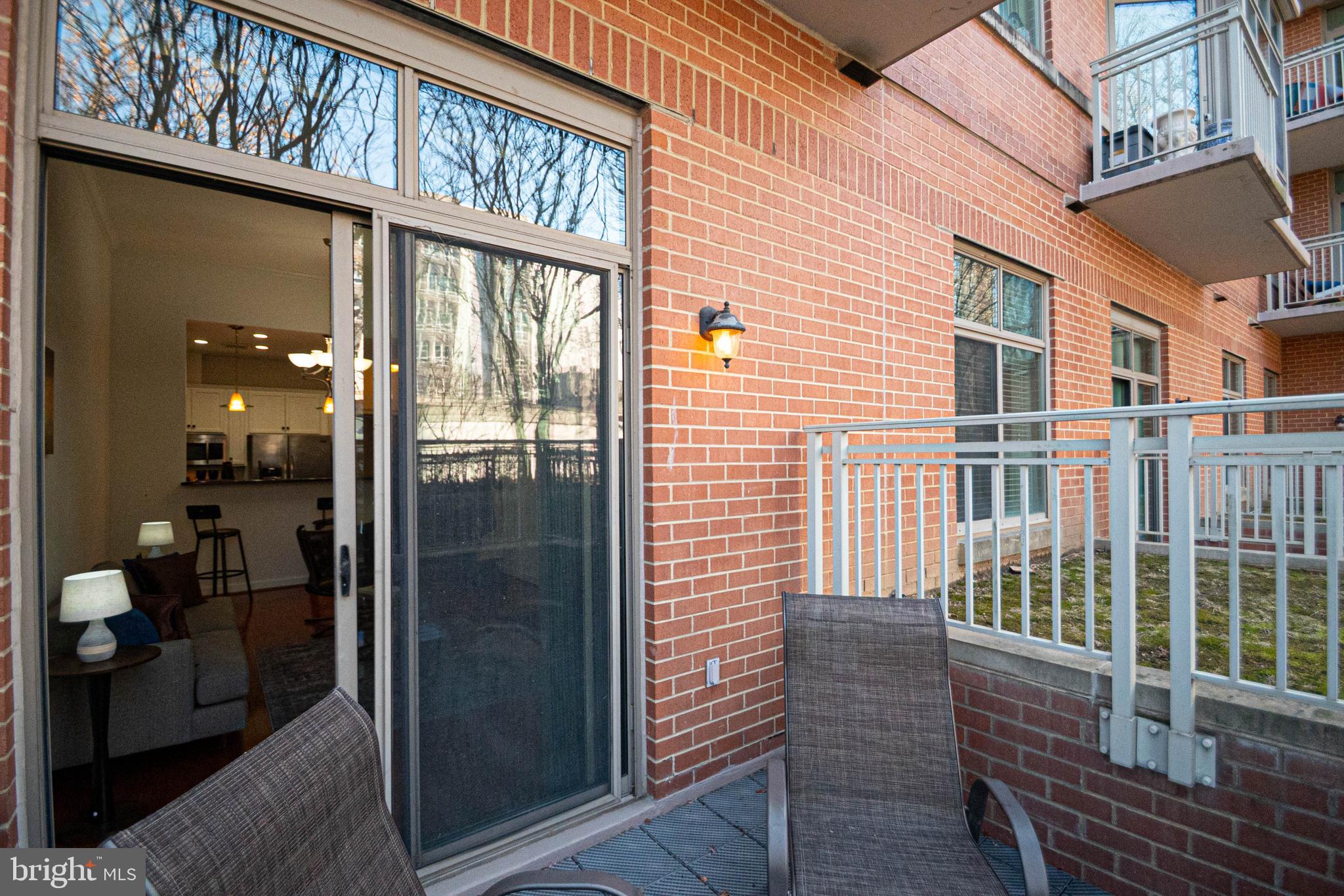 1000 N RANDOLPH STREET 104