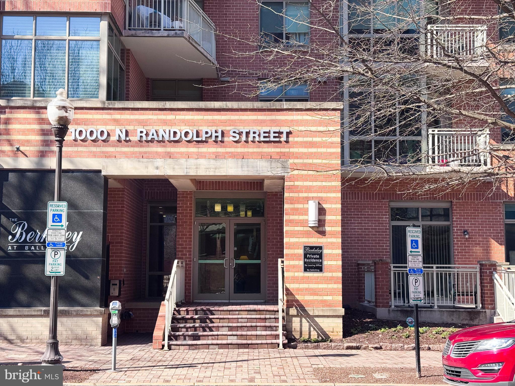 1000 N RANDOLPH STREET 104