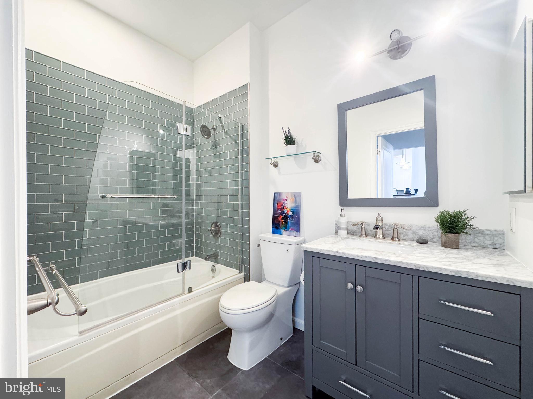 1000 N RANDOLPH STREET 104