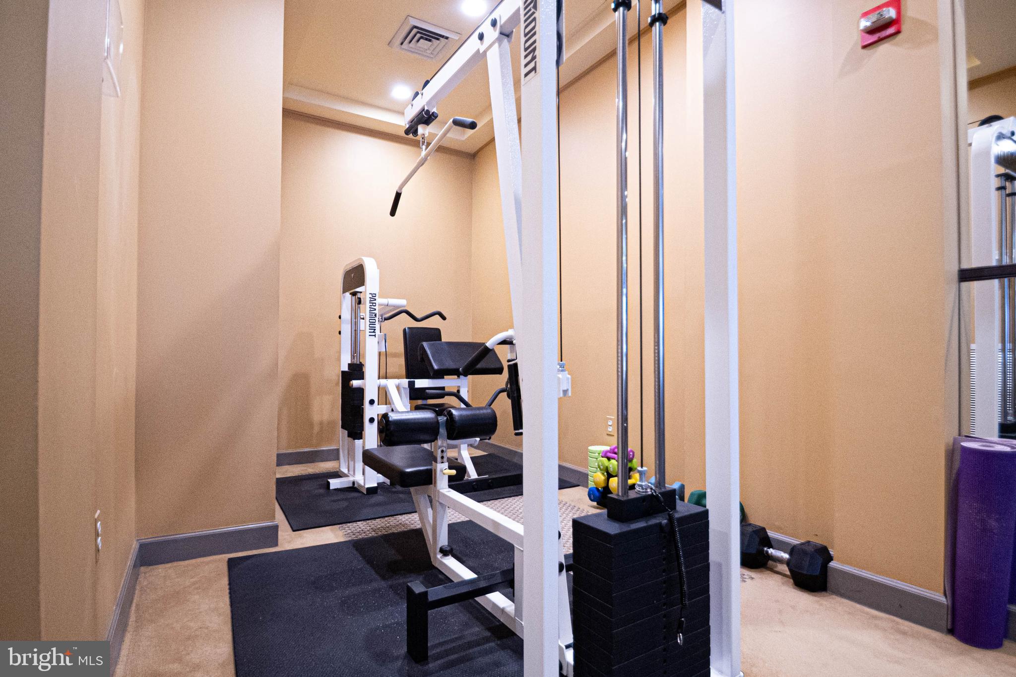 1000 N RANDOLPH STREET 104