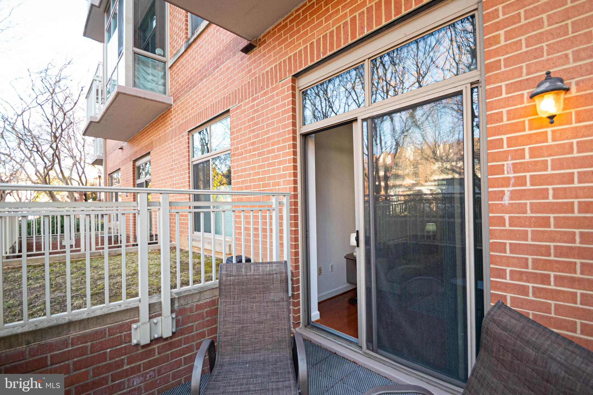 1000 N RANDOLPH STREET 104