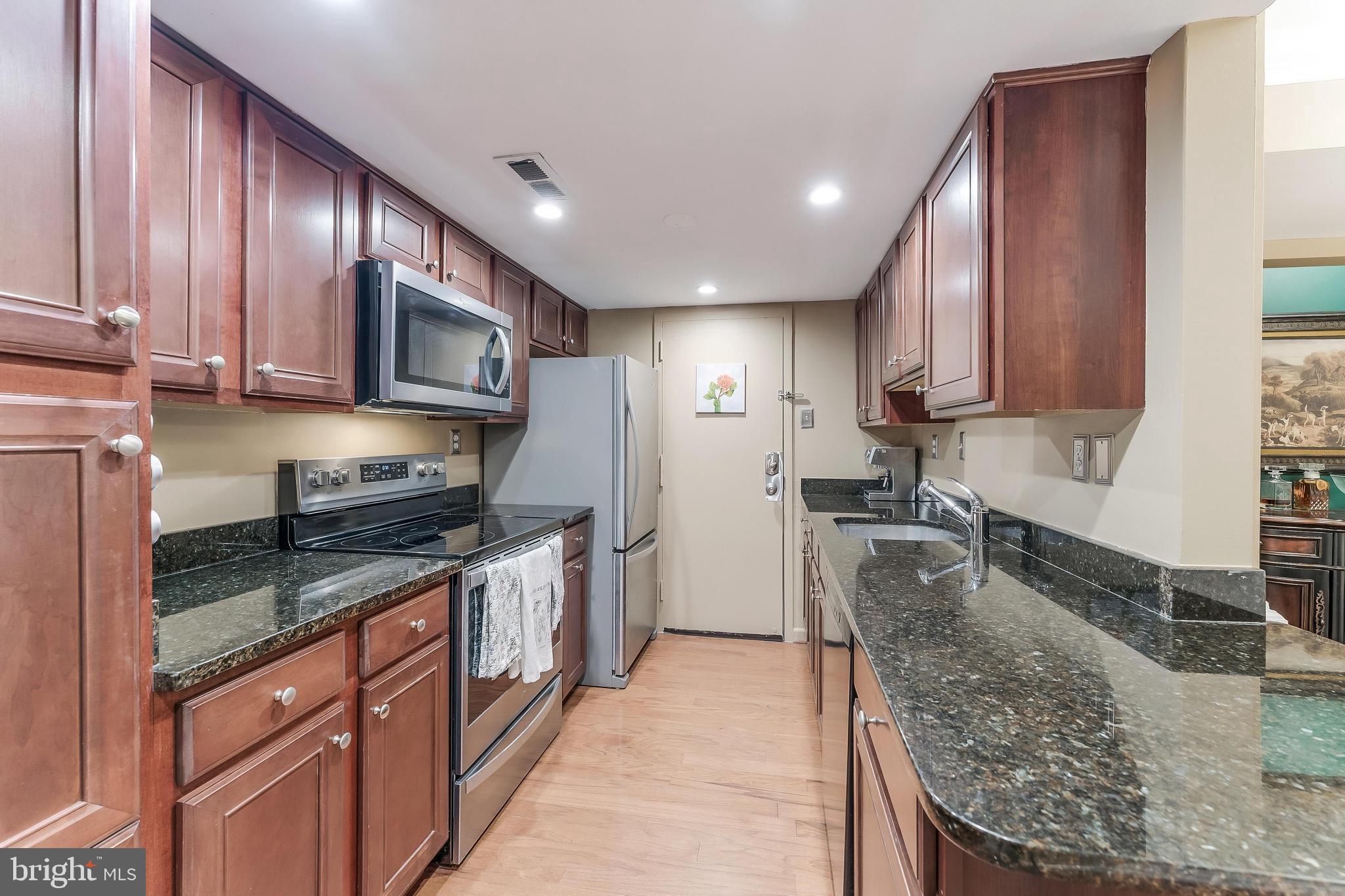 1515 S ARLINGTON RIDGE ROAD 504