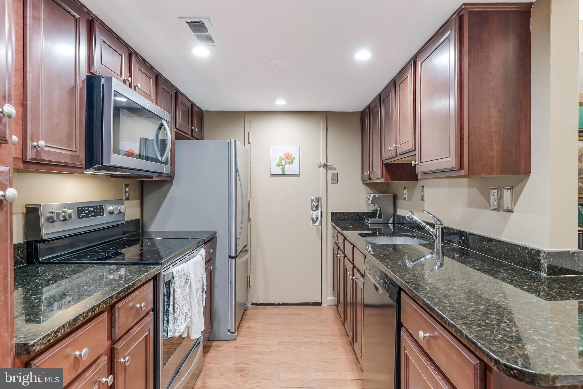 1515 S ARLINGTON RIDGE ROAD 504