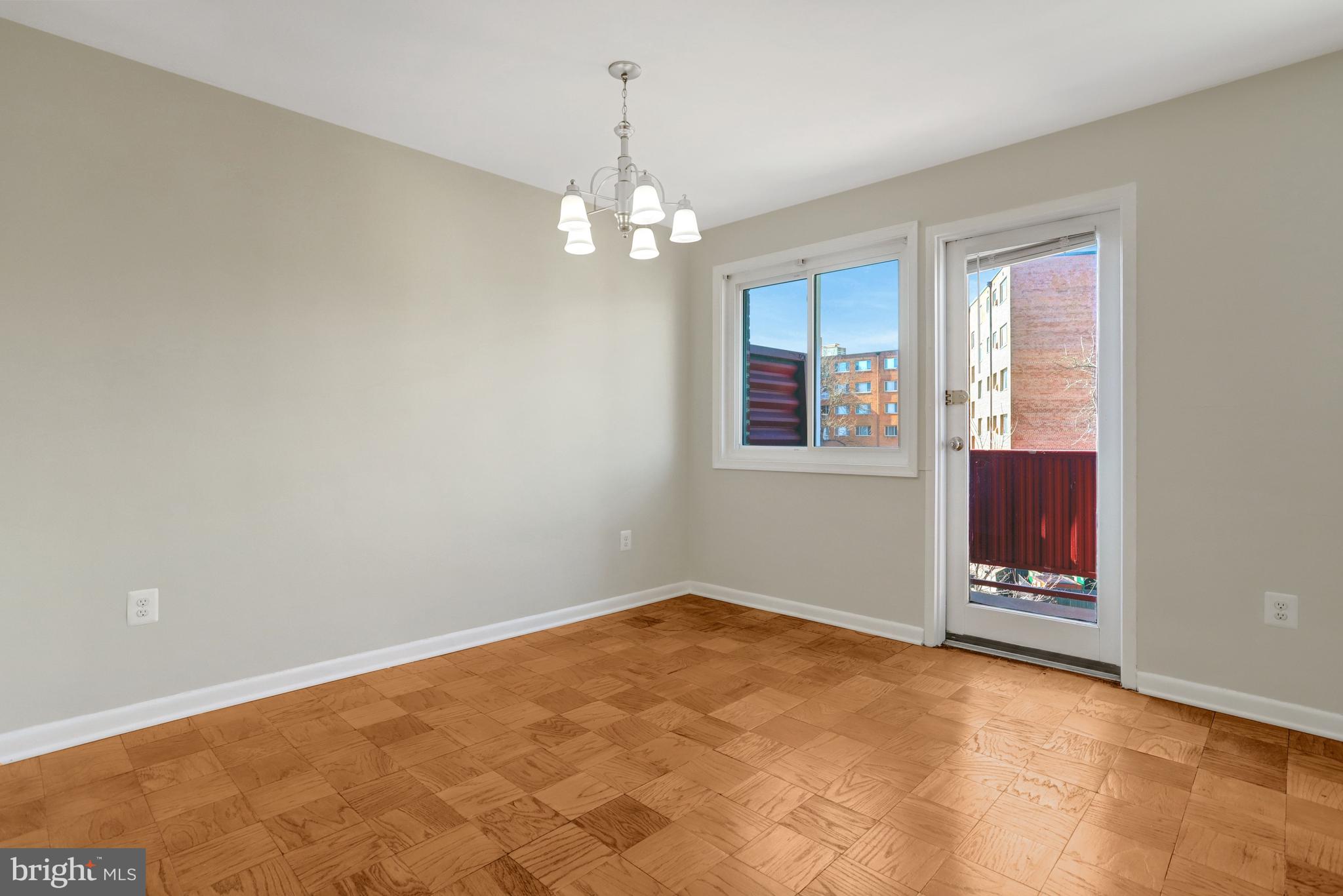 1830 COLUMBIA PIKE 305