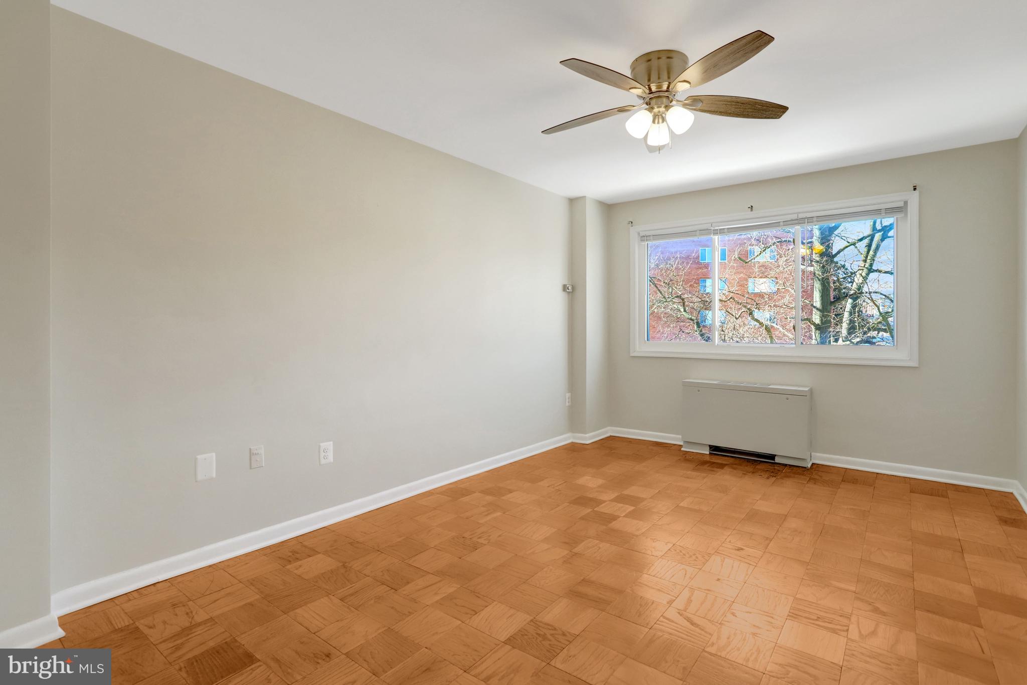 1830 COLUMBIA PIKE 305