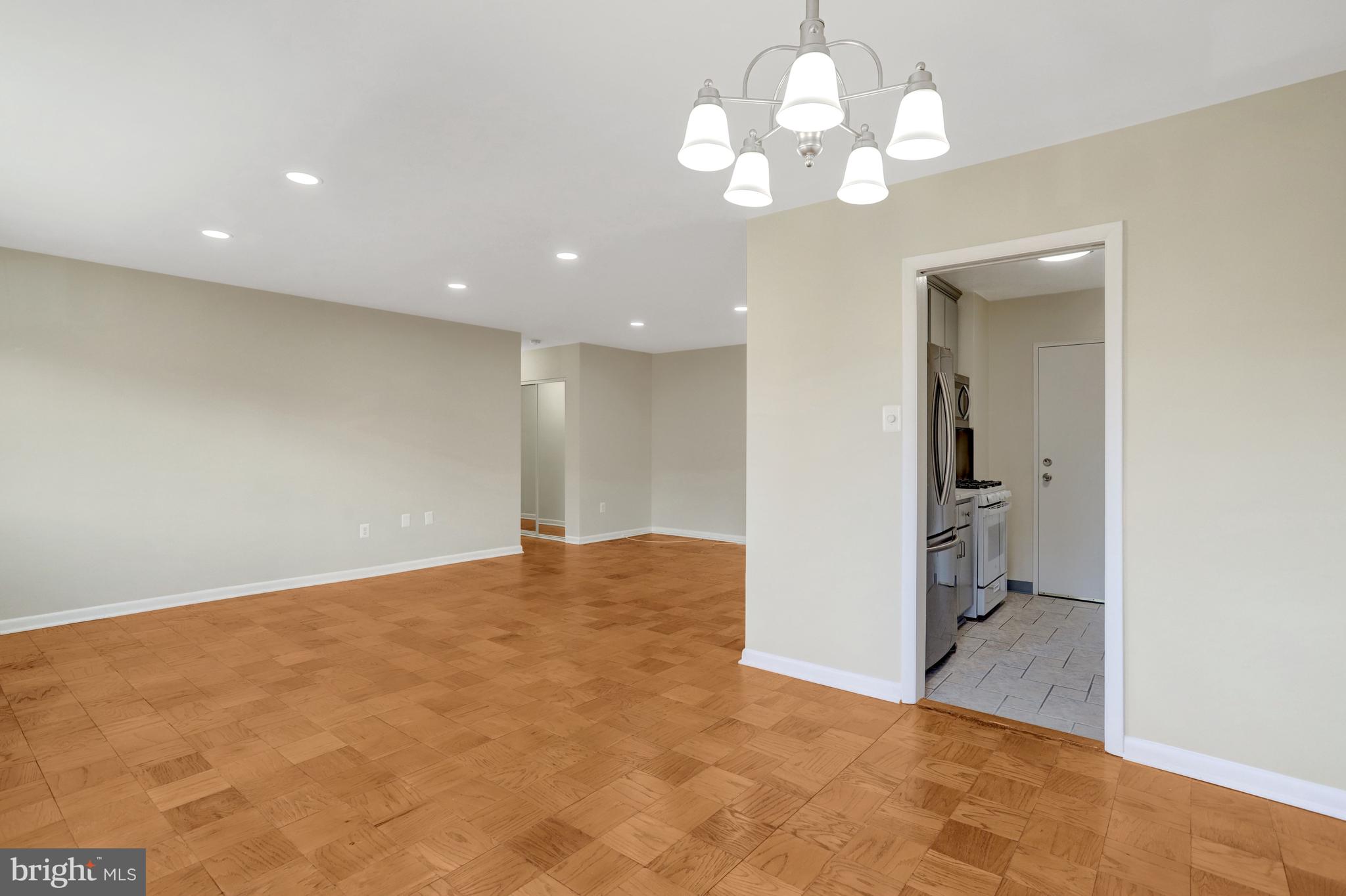 1830 COLUMBIA PIKE 305