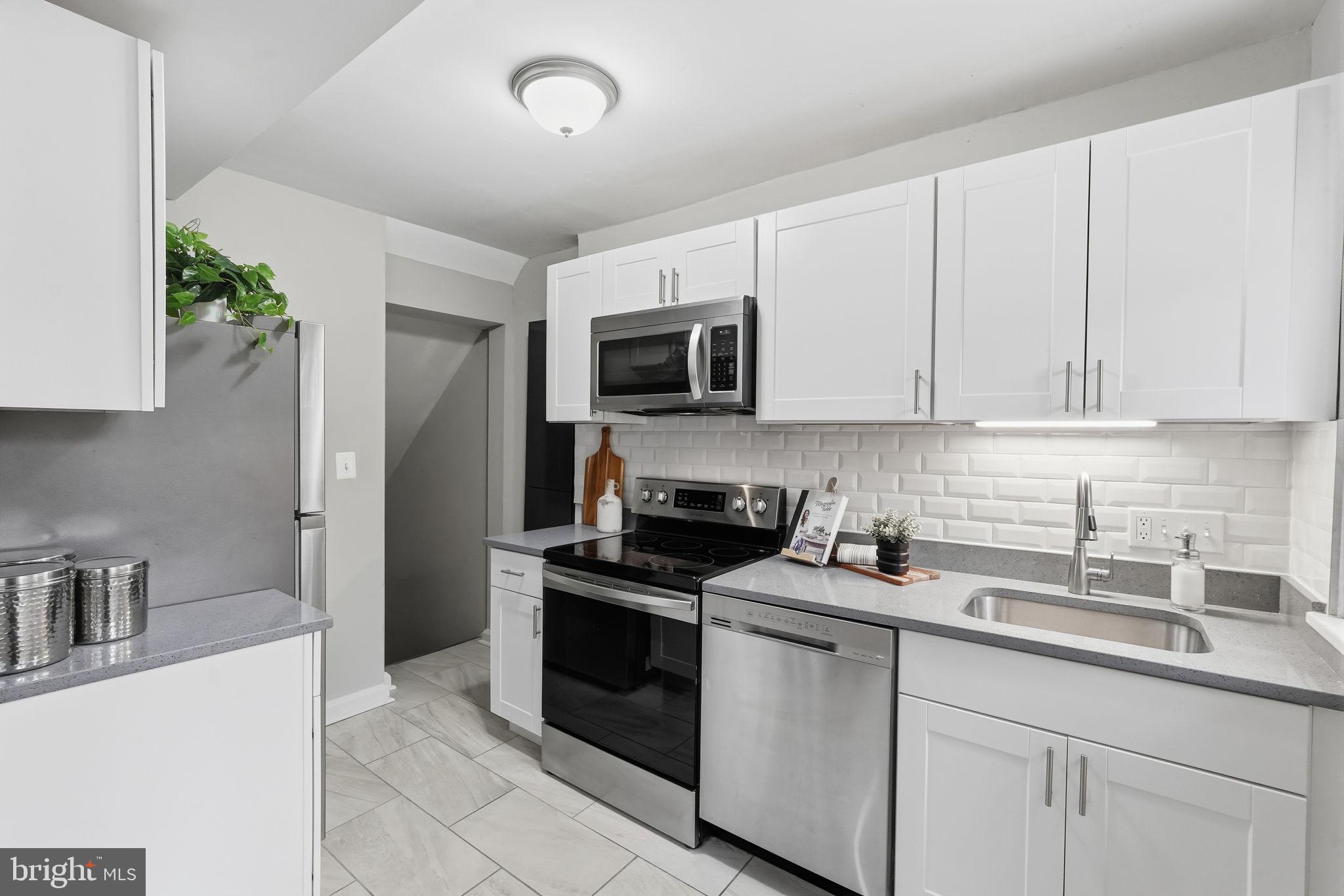 3617 S TAYLOR STREET