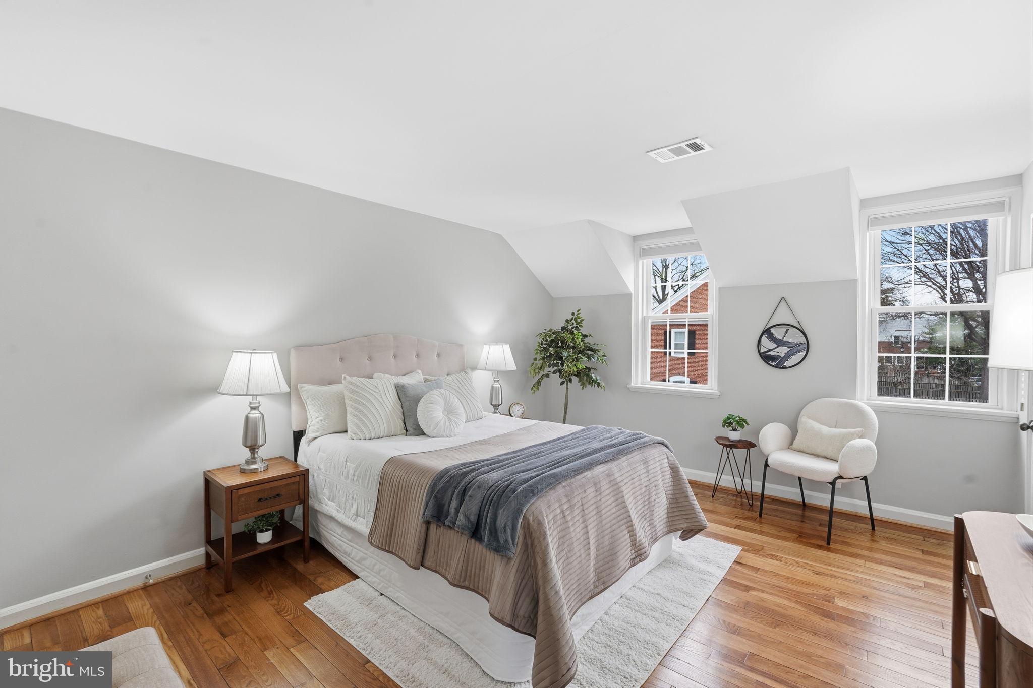 3617 S TAYLOR STREET